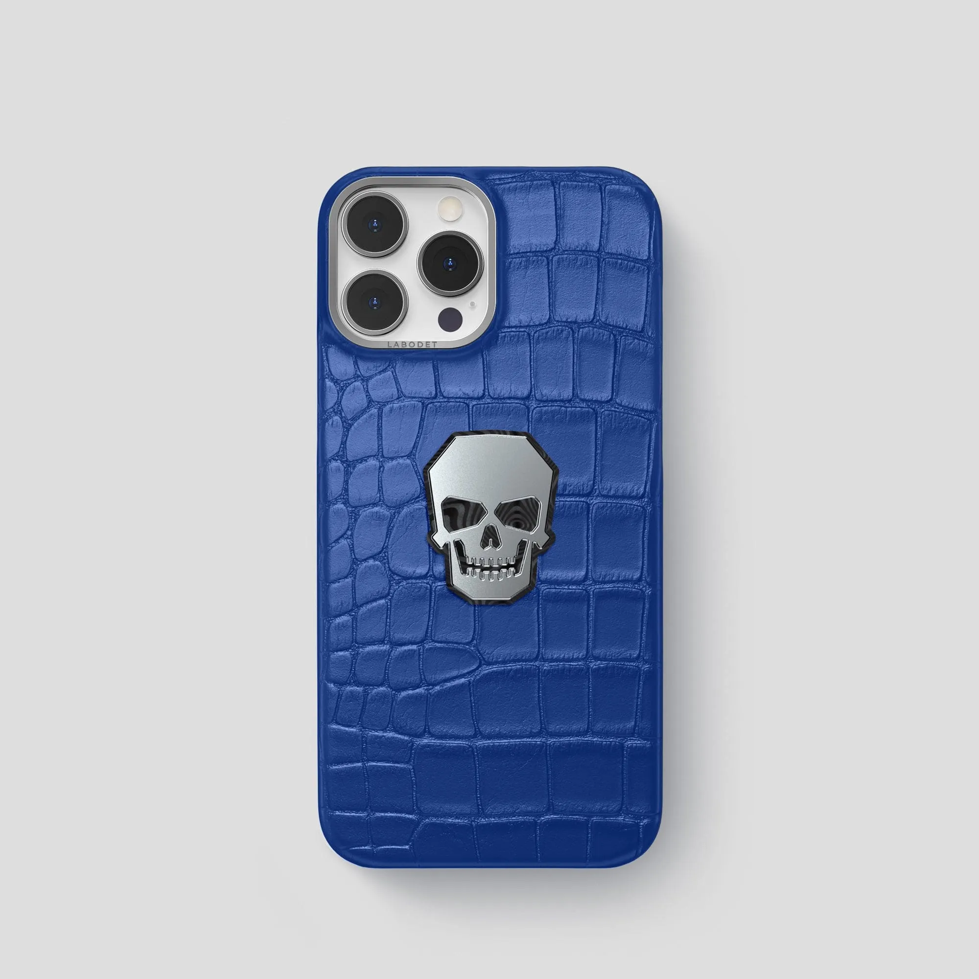 Classic Case With Titanium Skull For iPhone 15 Pro In Alligator