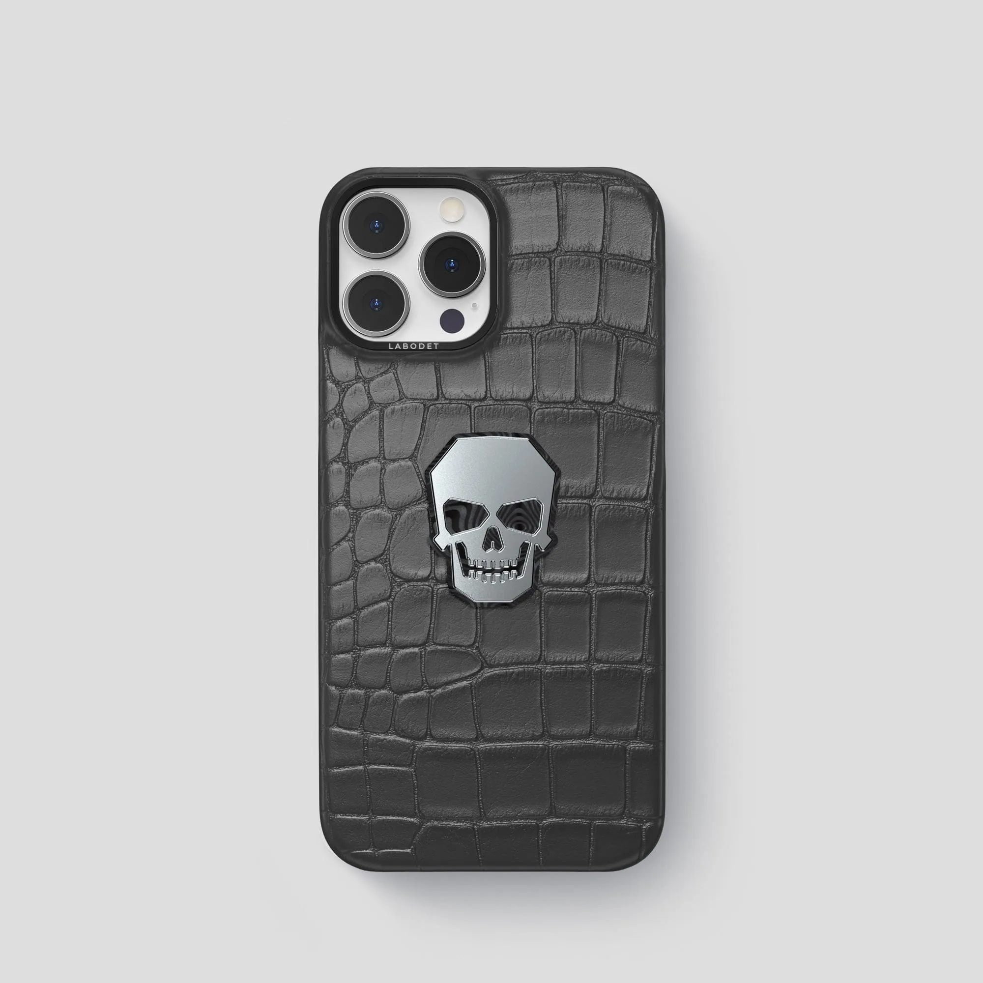 Classic Case With Titanium Skull For iPhone 15 Pro In Alligator