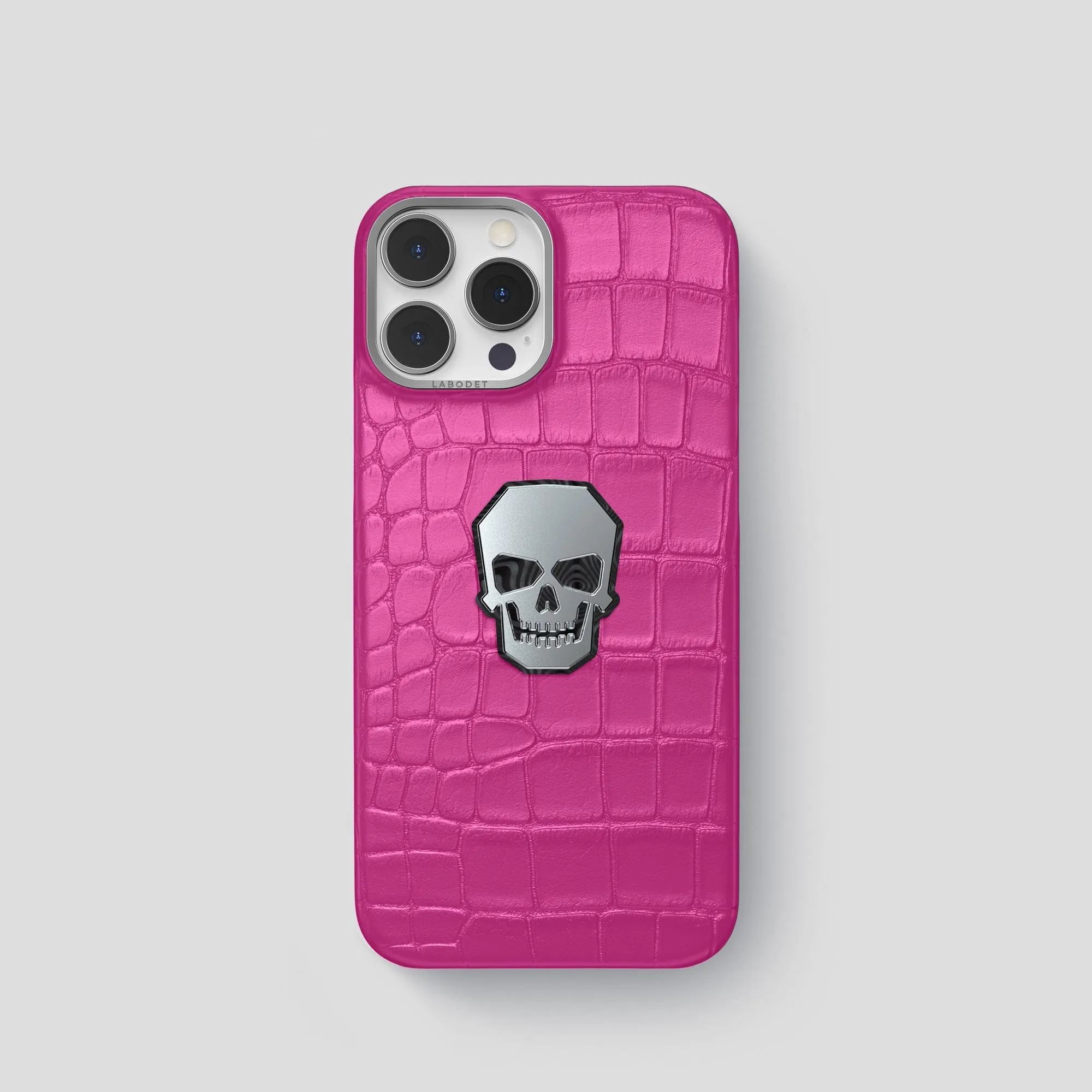 Classic Case With Titanium Skull For iPhone 15 Pro In Alligator