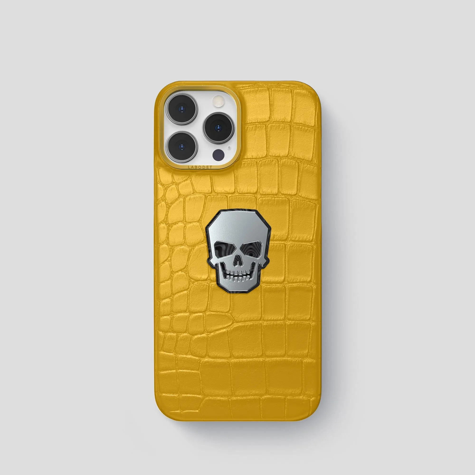 Classic Case With Titanium Skull For iPhone 15 Pro In Alligator