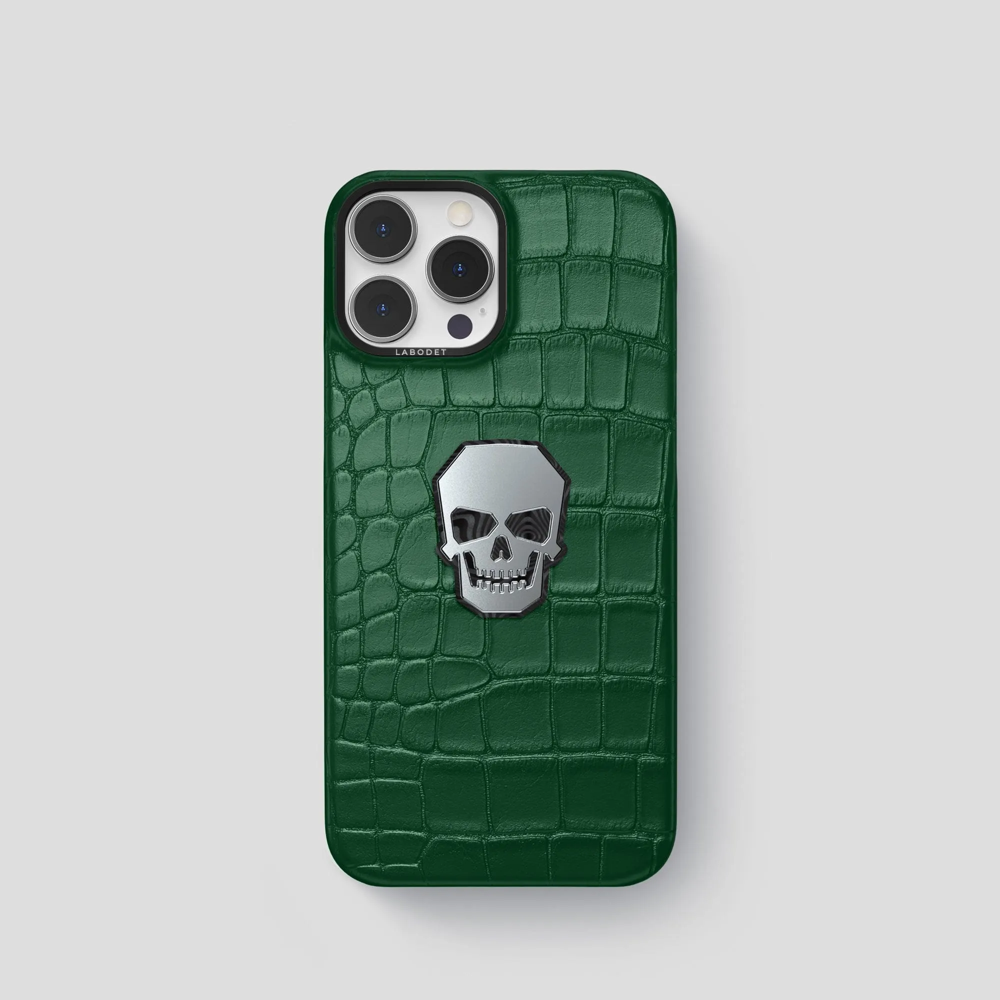 Classic Case With Titanium Skull For iPhone 15 Pro In Alligator