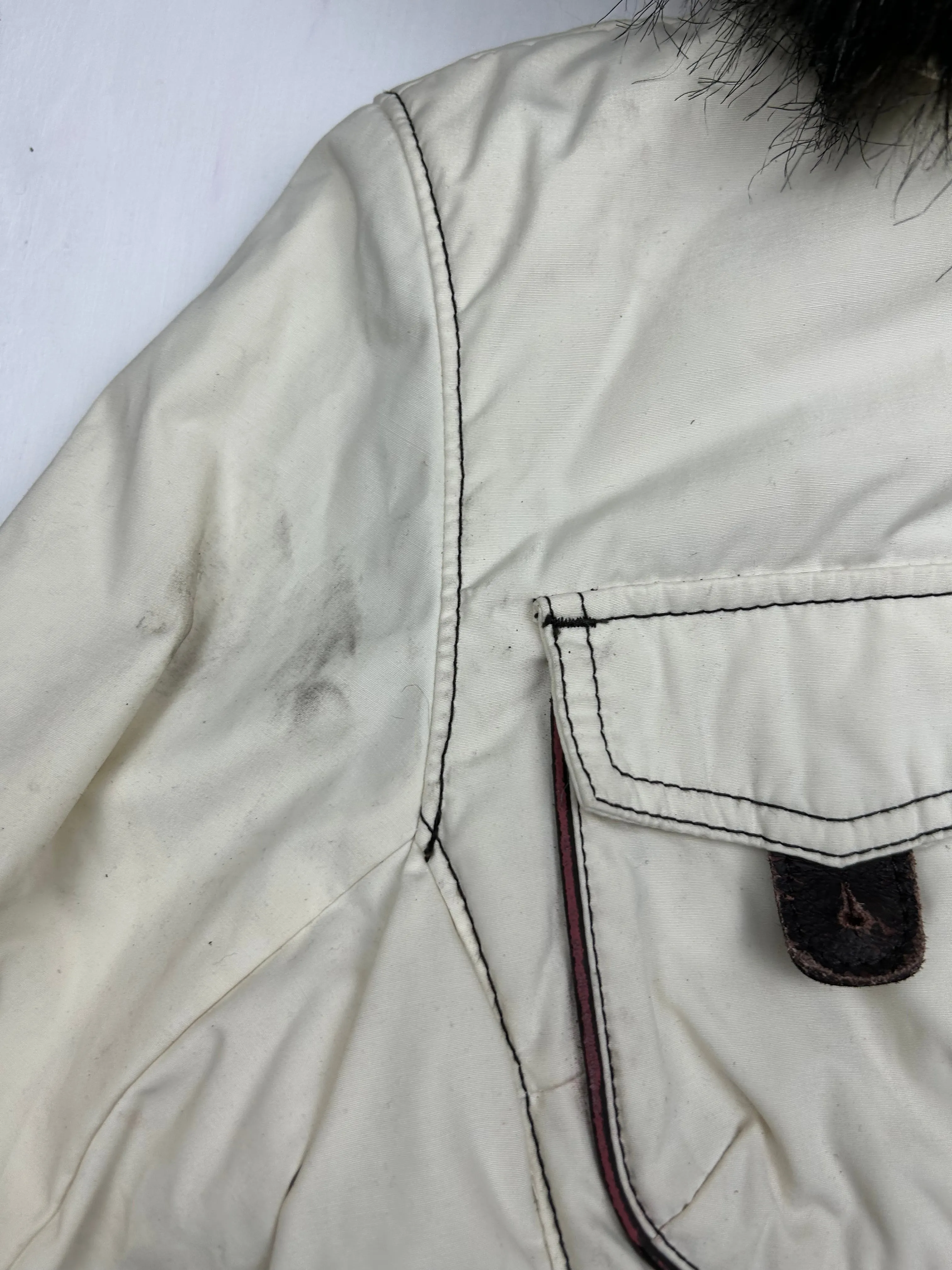 Cream inside faux fur winter puffer jacket with belt (M/L)