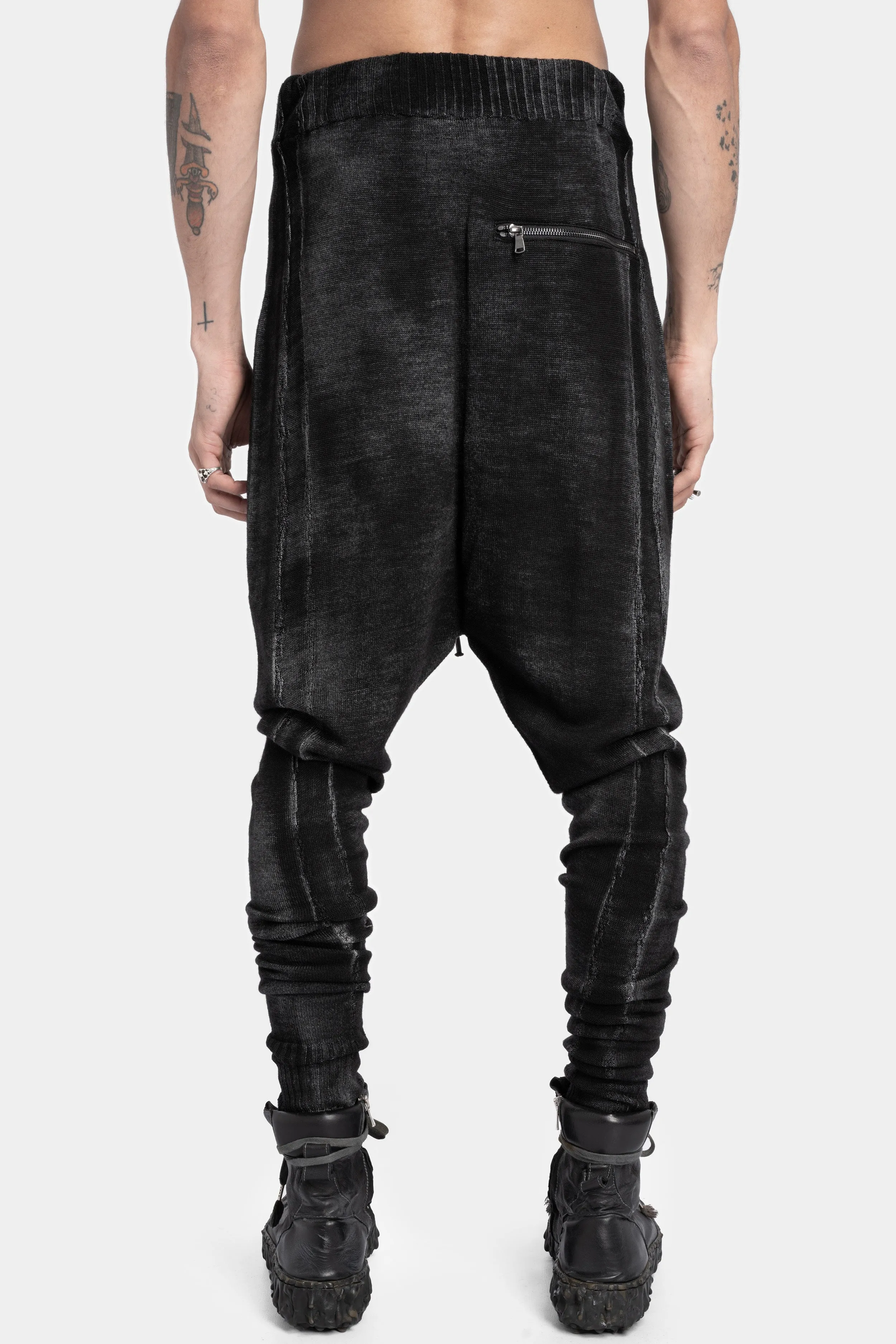 Drop crotch knit pants, Black spray