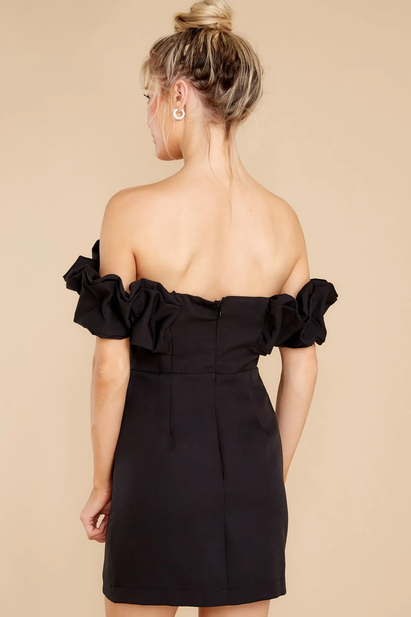 Elegant Sass Black Dress