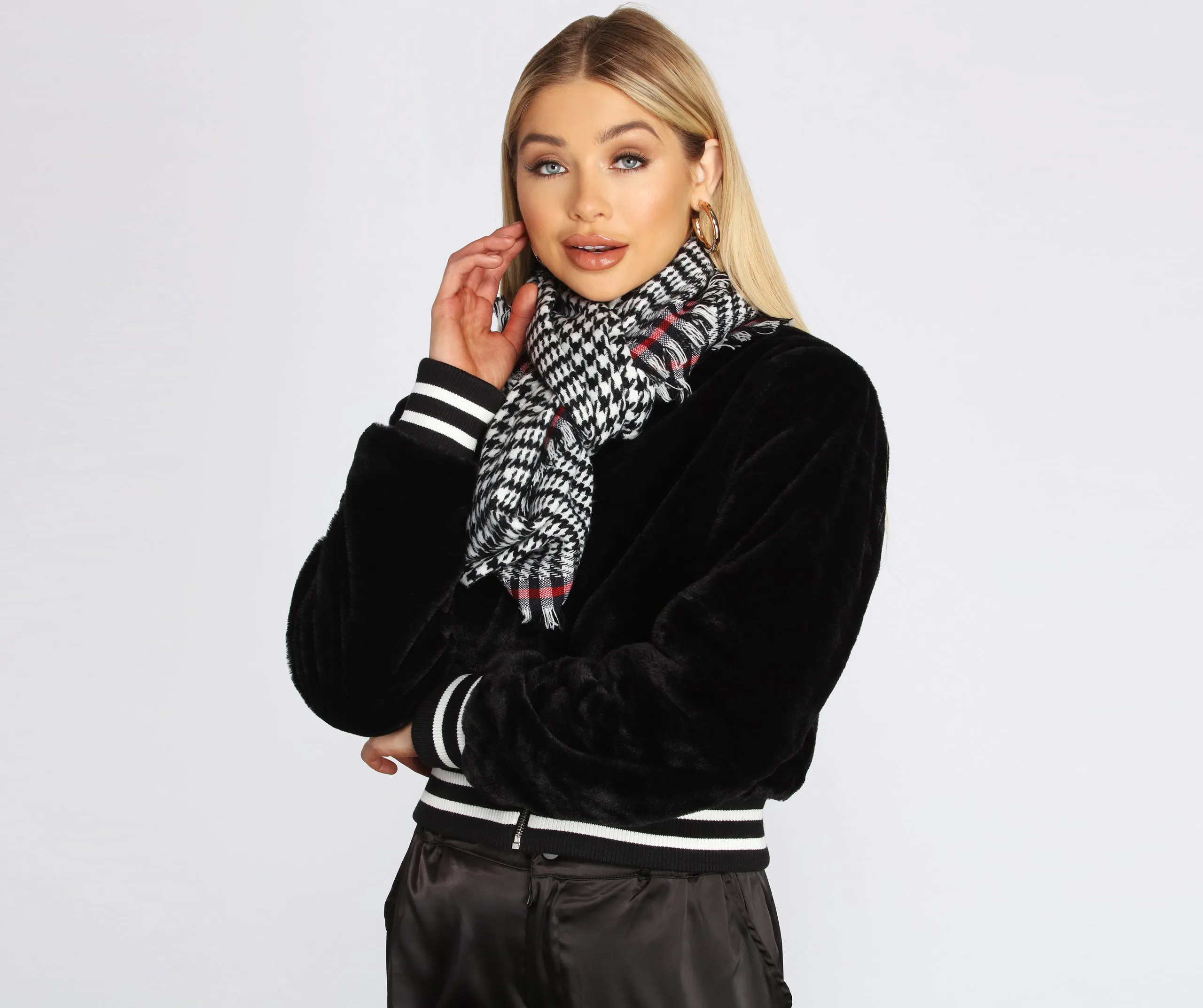 Frayed Houndstooth Plaid Infinity Scarf