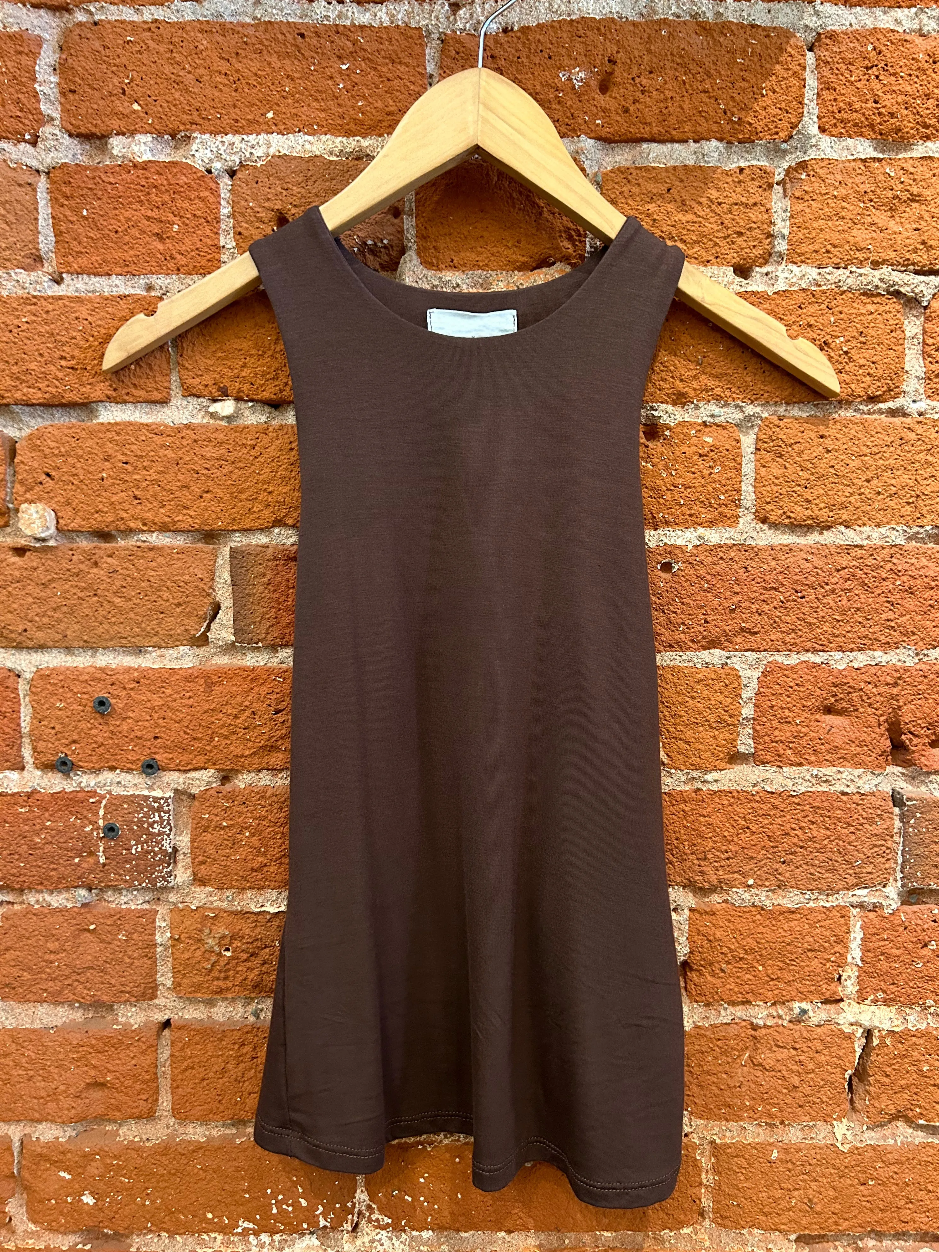 Mia Essential Two Layer Semi Crop Tank Top In Espresso