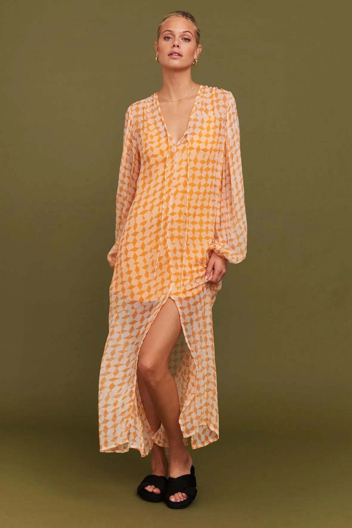 The Lea Dress - Apricot