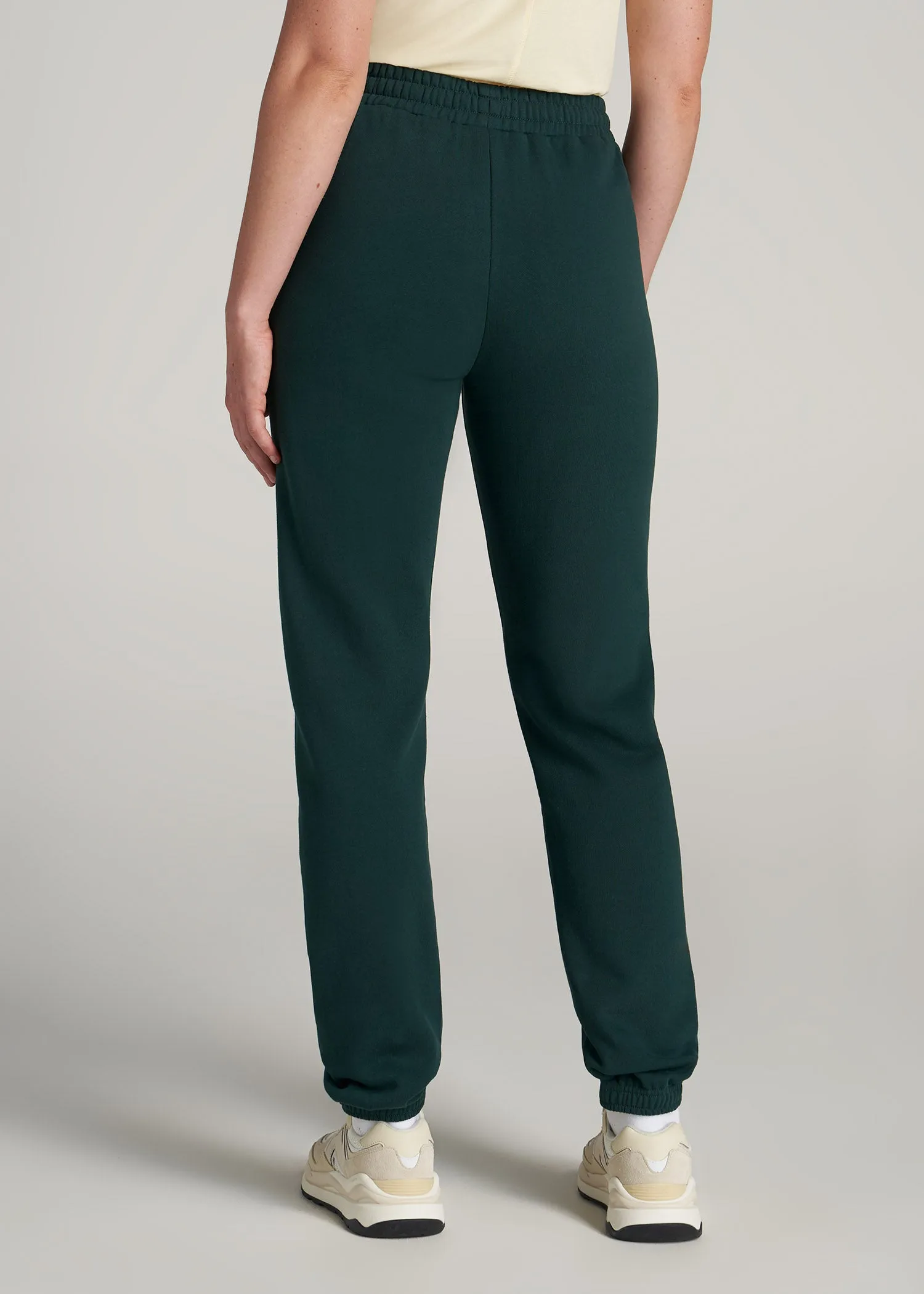 Wearever Fleece Relaxed Women's Tall Sweatpants in Emerald