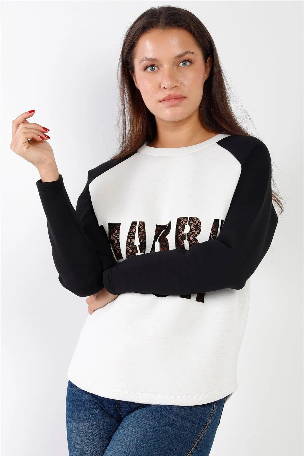 White Contrast Sleeve Curved Hem Sweater / 2-2-2